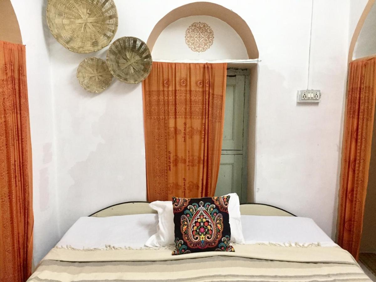 Mangla Guest house *