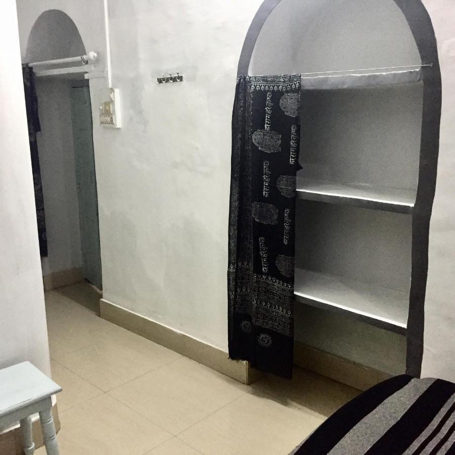 Mangla Guest house *