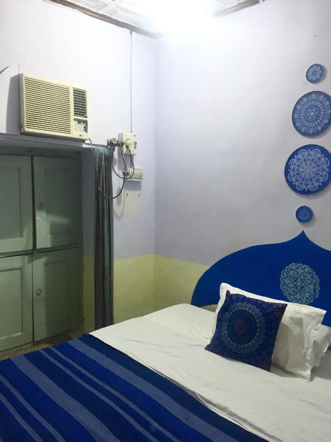 Mangla Guest house *